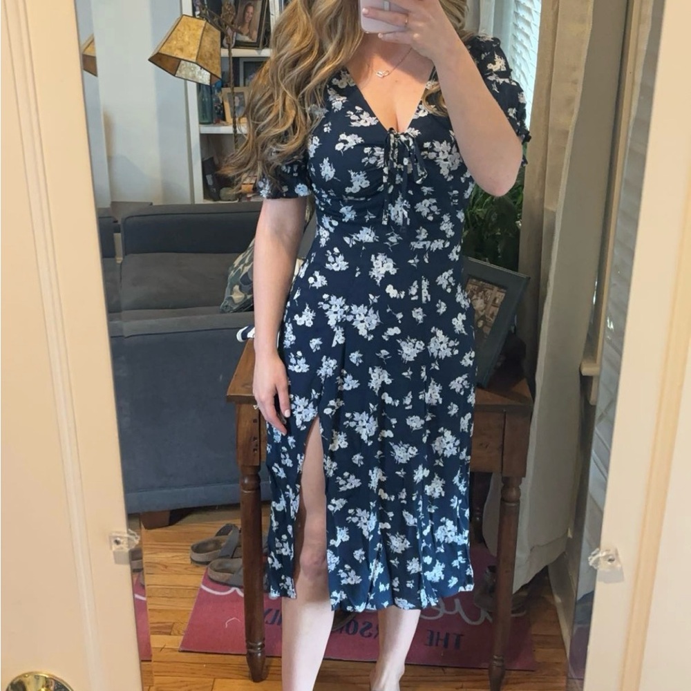 Abercrombie Navy Floral Midi Dress, size small - Picture 2 of 6
